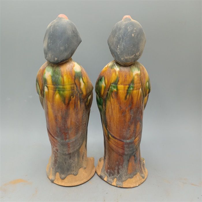 คอลเลกชันเก่า รูปปั้นหญิงสาวทา - Vintage Collectible Pottery บทวิจารณ์และราคา
