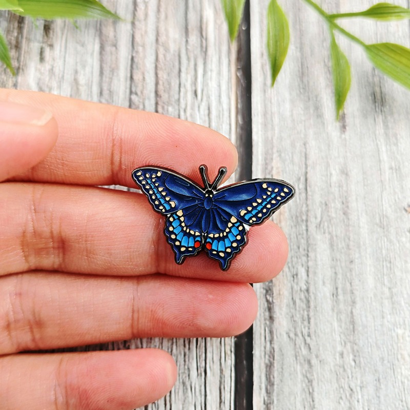เข็มกลัดโลหะวินเทจ ดีไซน์ดั้งเ - Vintage Collectible Pins บทวิจารณ์และราคา