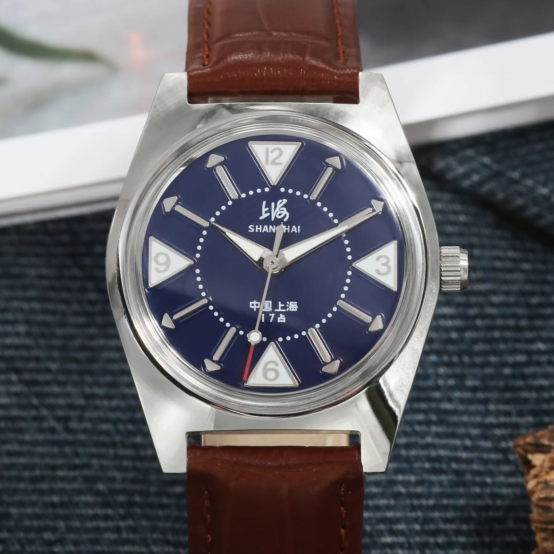 เซี่ยงไฮ้ 36 มม. 7120 นาฬิกากั - Vintage Watch Collecting บทวิจารณ์และราคา