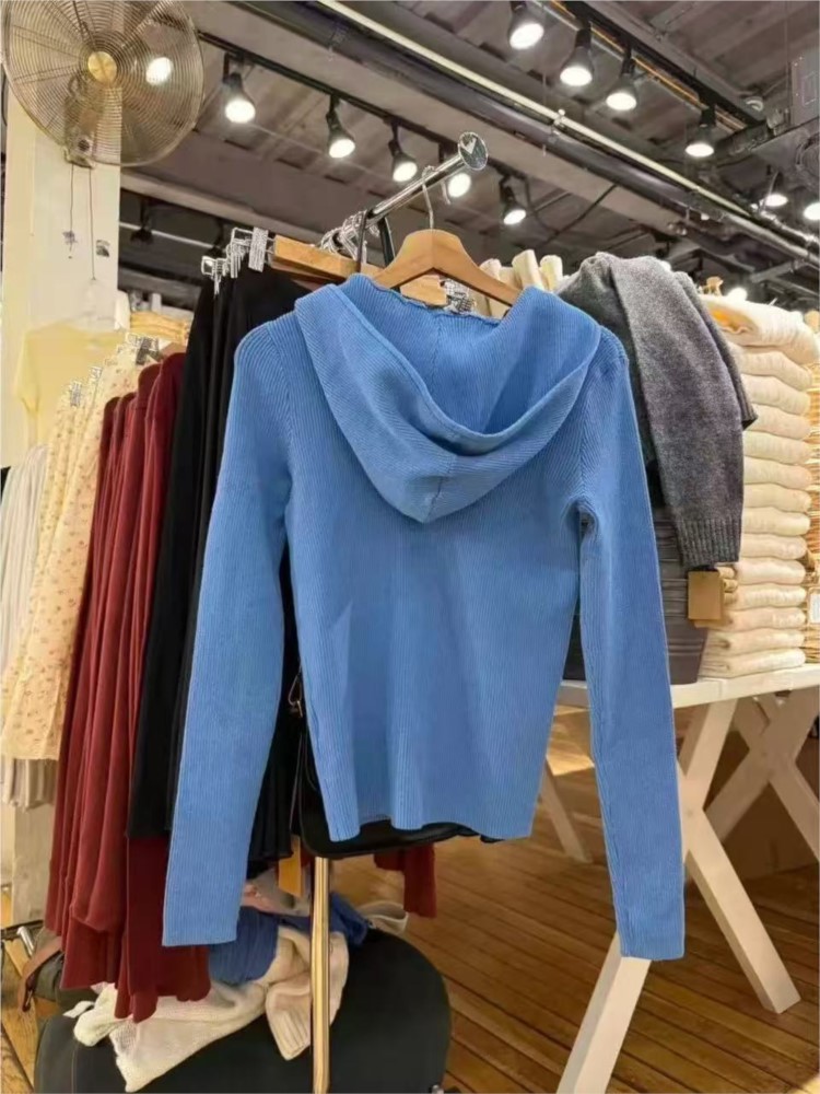 เสื้อฮู้ดถักสีน้ำเงินสำหรับผู้ - Vintage Zip Hoodie บทวิจารณ์และราคา