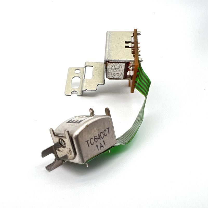 1Pcs สี่ติดตามสวมใส่หัวแม่เหล็ - Cassette Tape Head บทวิจารณ์และราคา