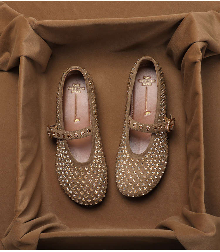 SHOEBOX รองเท้าแมรี่เจนสไตล์วิ - Vintage Collectible Shoes บทวิจารณ์และราคา