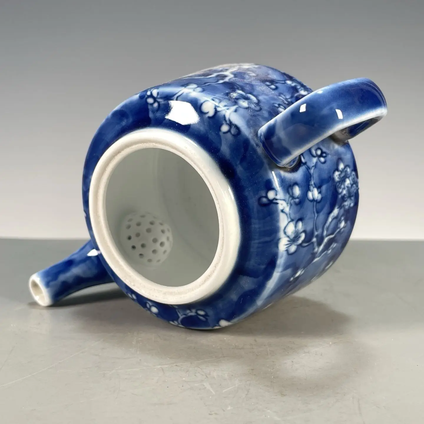 กาน้ำชาพอร์ซเลนสีน้ำเงินขาวลาย - Vintage Collectible Pottery บทวิจารณ์และราคา